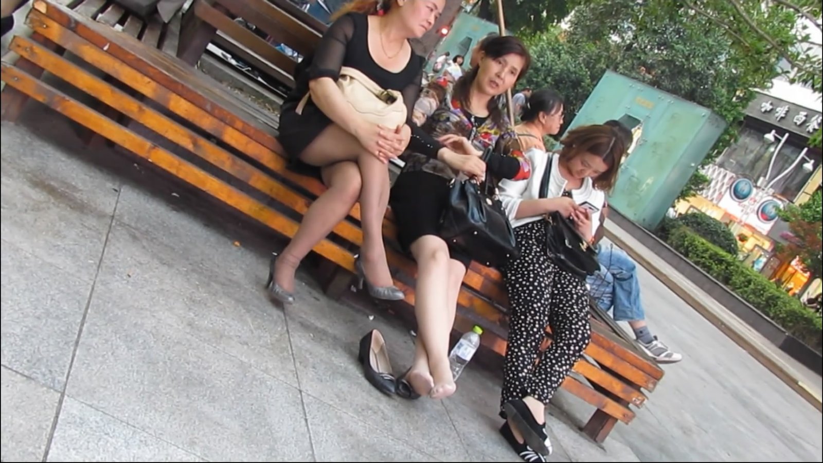 streetsnapnylon[00 00 32][20181202 211847 2]